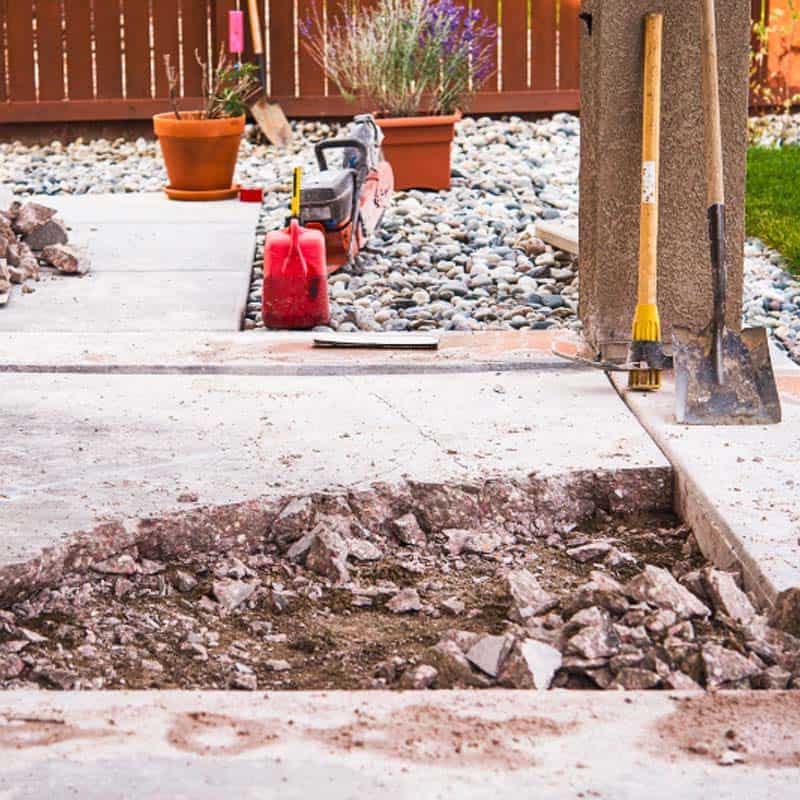 deck demolition work
