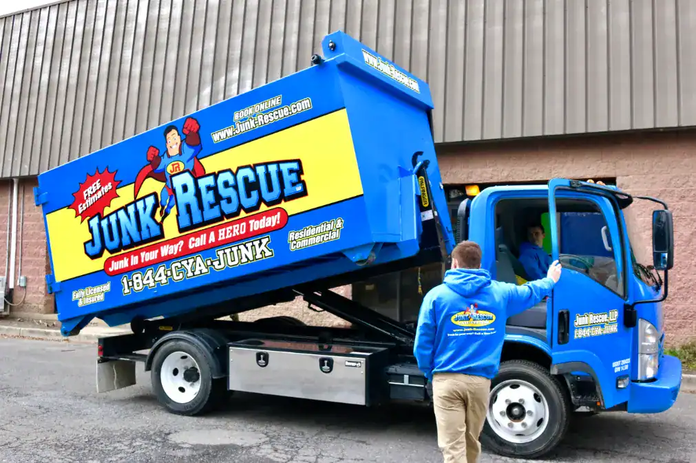 Junk Rescue Large Blue Truck
